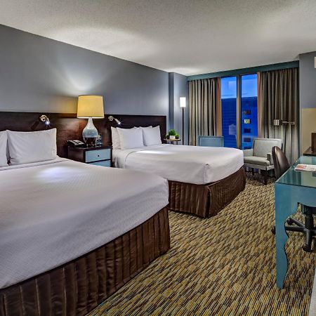 Crowne Plaza Hotel Glen Ellyn/Lombard By Ihg Екстериор снимка