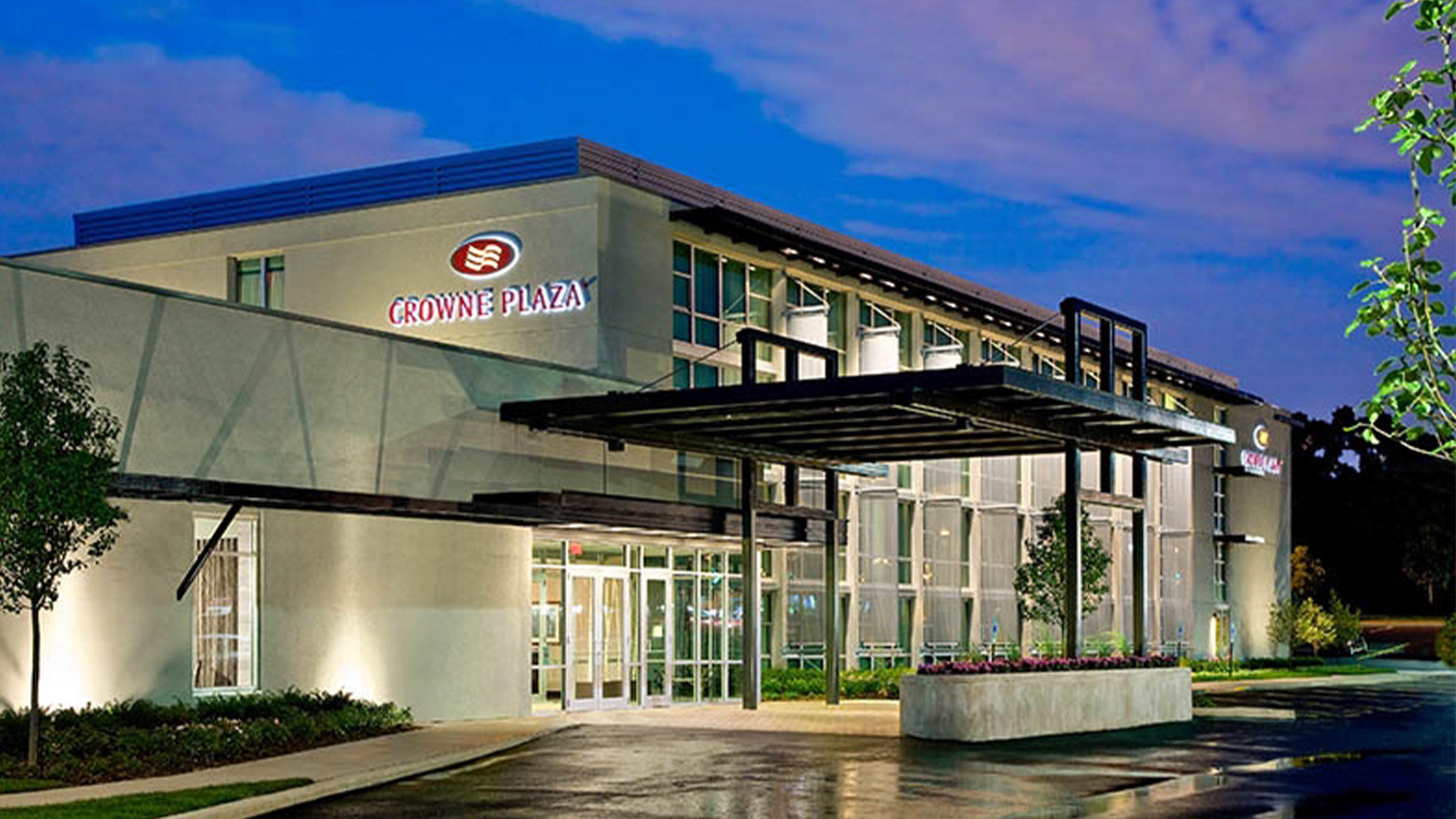 Crowne Plaza Hotel Glen Ellyn/Lombard By Ihg Екстериор снимка