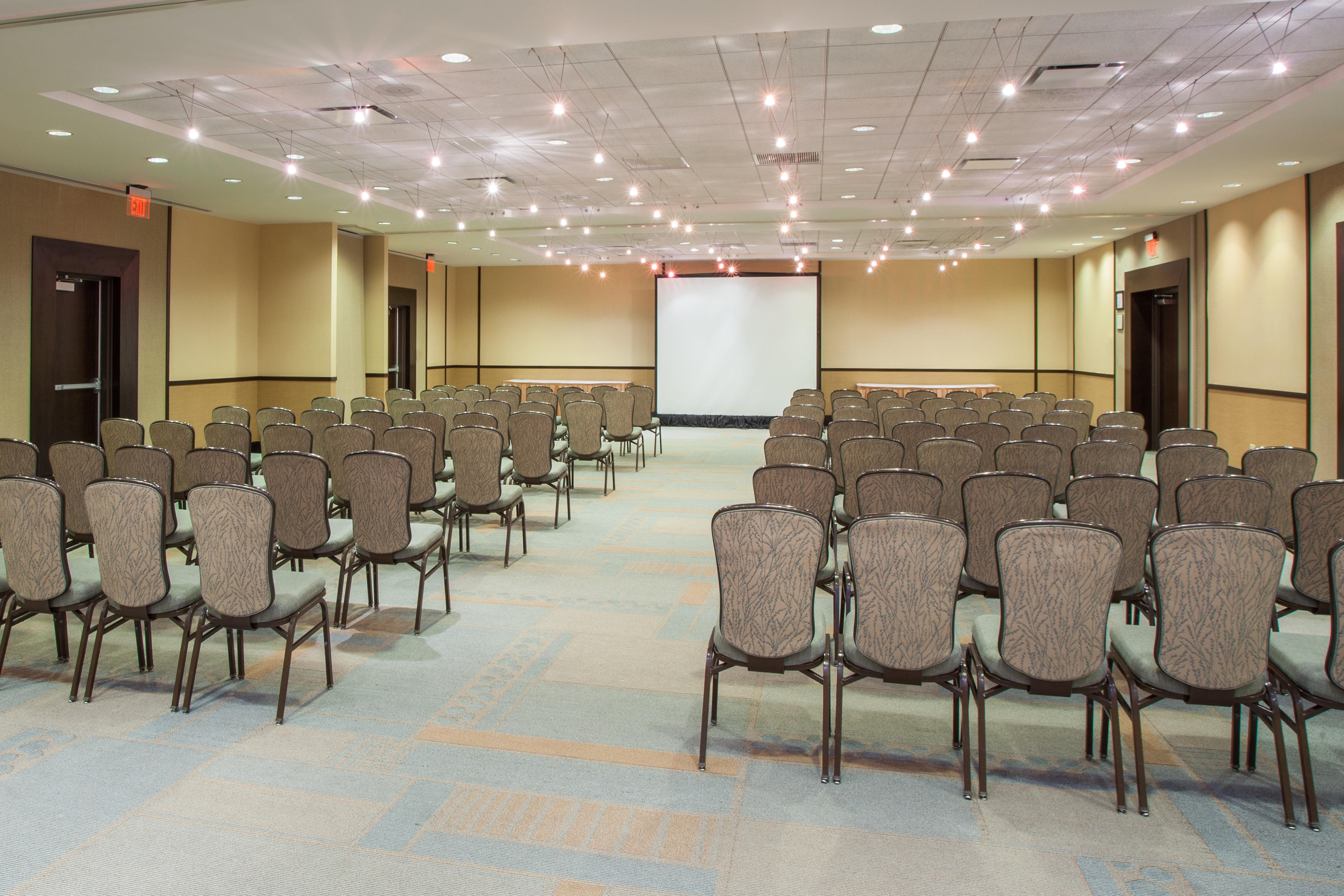 Crowne Plaza Hotel Glen Ellyn/Lombard By Ihg Екстериор снимка