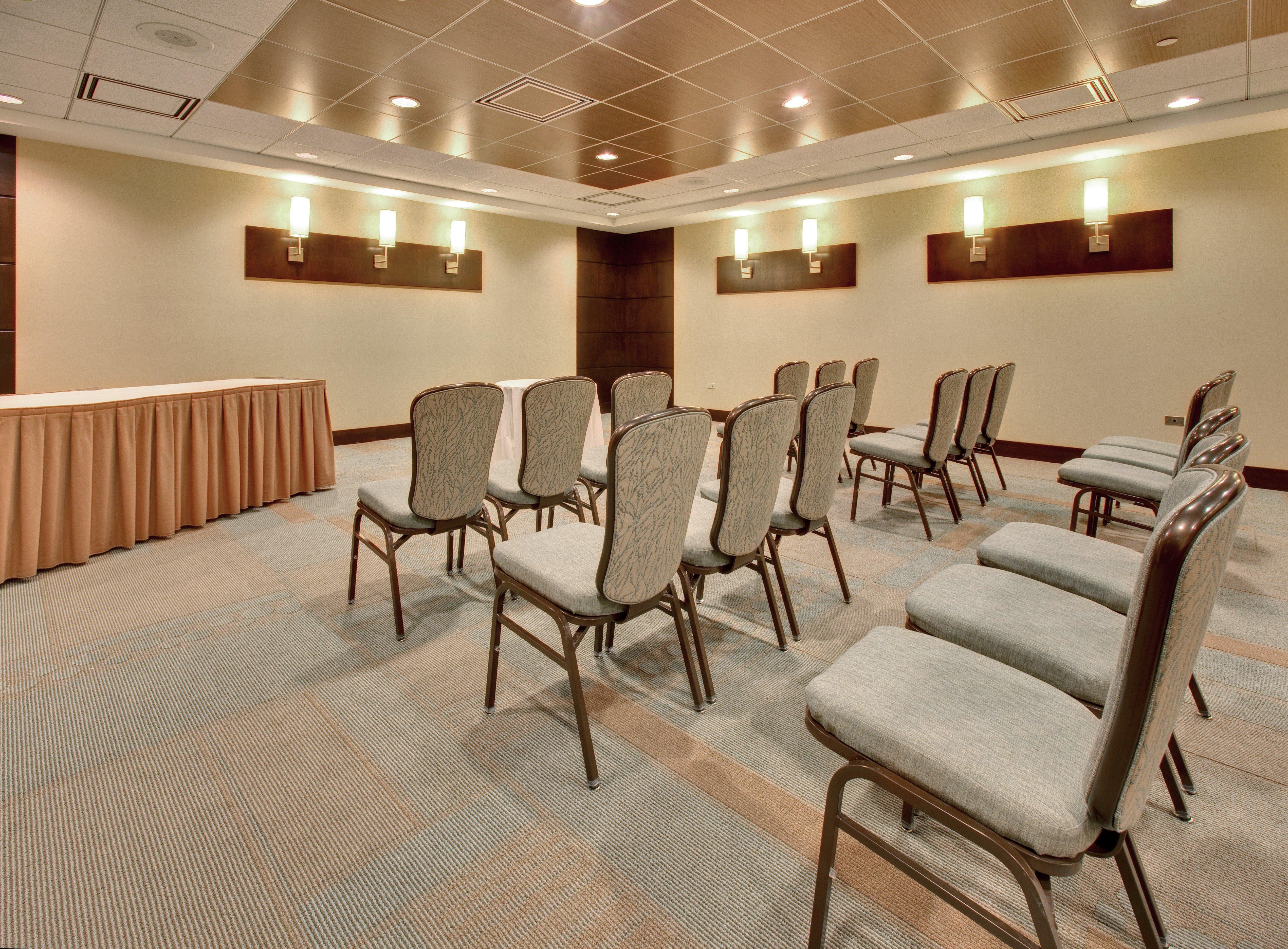 Crowne Plaza Hotel Glen Ellyn/Lombard By Ihg Екстериор снимка