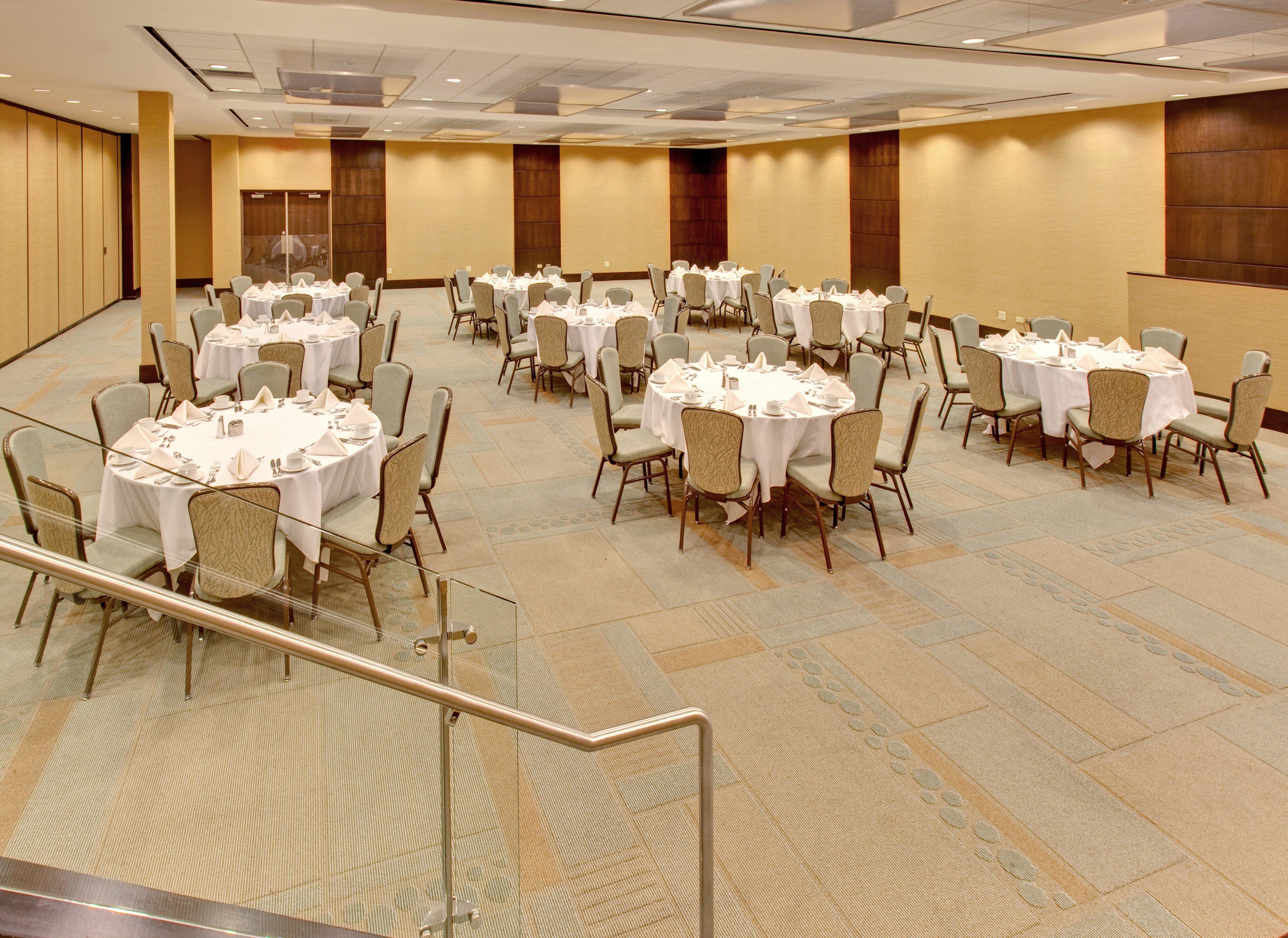 Crowne Plaza Hotel Glen Ellyn/Lombard By Ihg Екстериор снимка