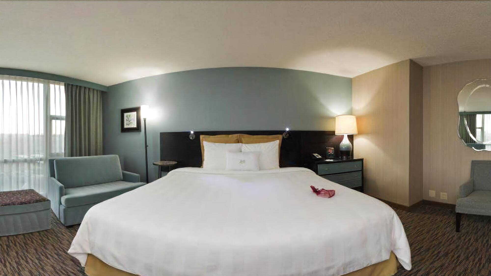 Crowne Plaza Hotel Glen Ellyn/Lombard By Ihg Екстериор снимка