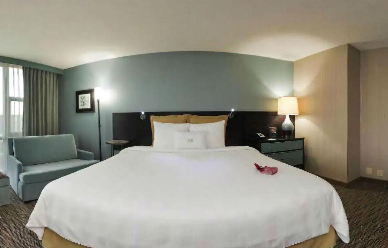 Crowne Plaza Hotel Glen Ellyn/Lombard By Ihg Екстериор снимка